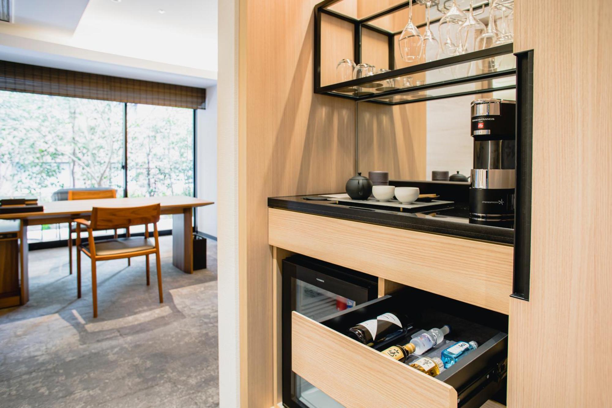 The Thousand Kyoto Exterior foto A wet bar in a hotel